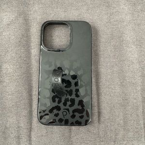 Loopy. iPhone 13/14 pro. Black leopard.